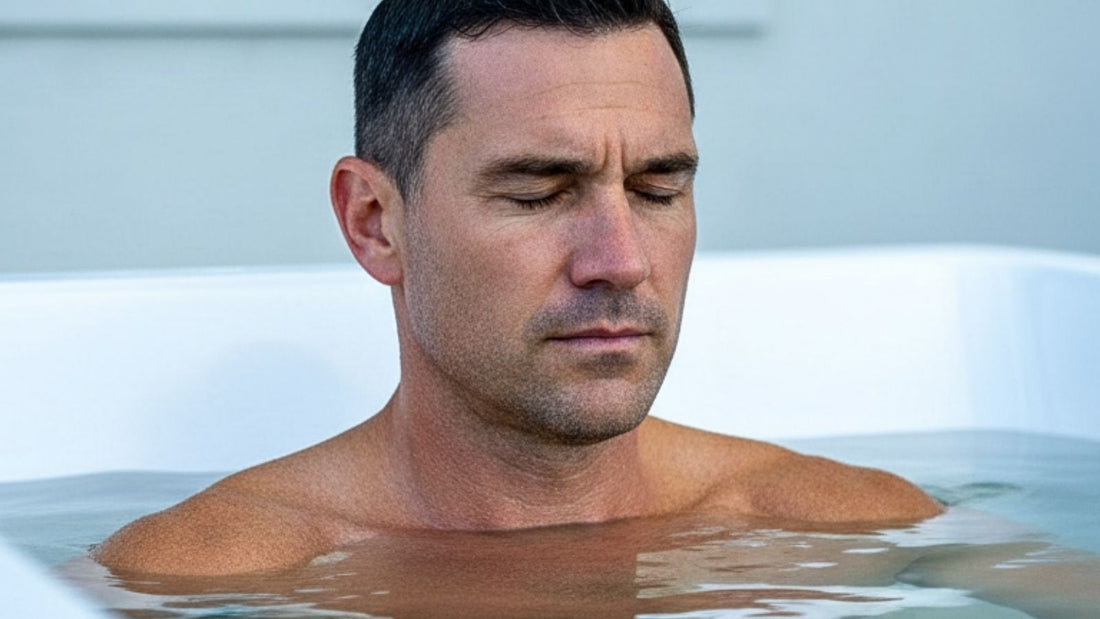 homme concentré dans un bain froid